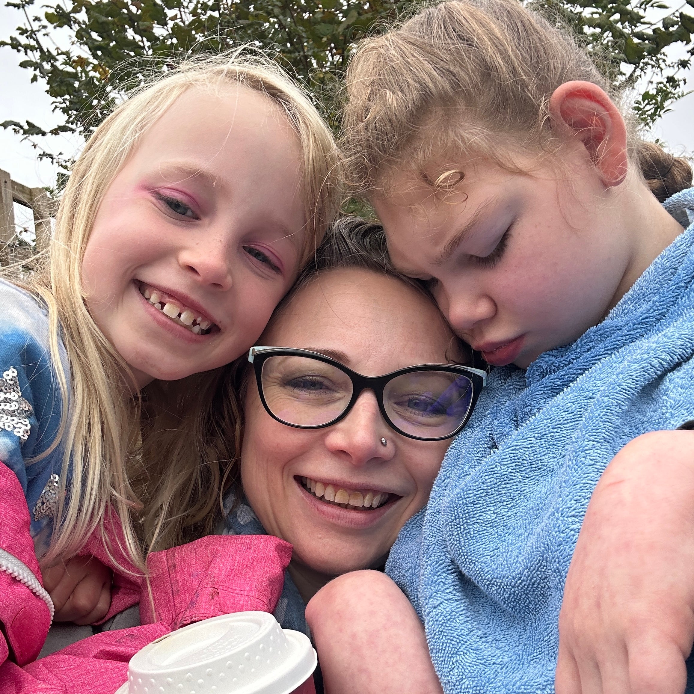 Elin and kids